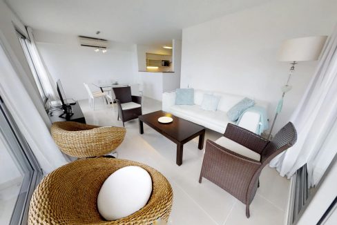 Apartamento con Excelente Ubicación en Playa Brava