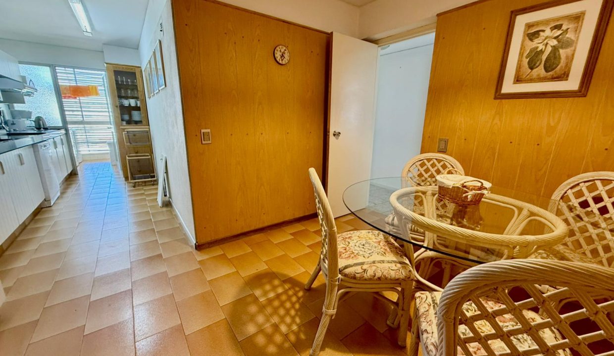 Apartamento frente al mar en Playa Mansa Punta del Este