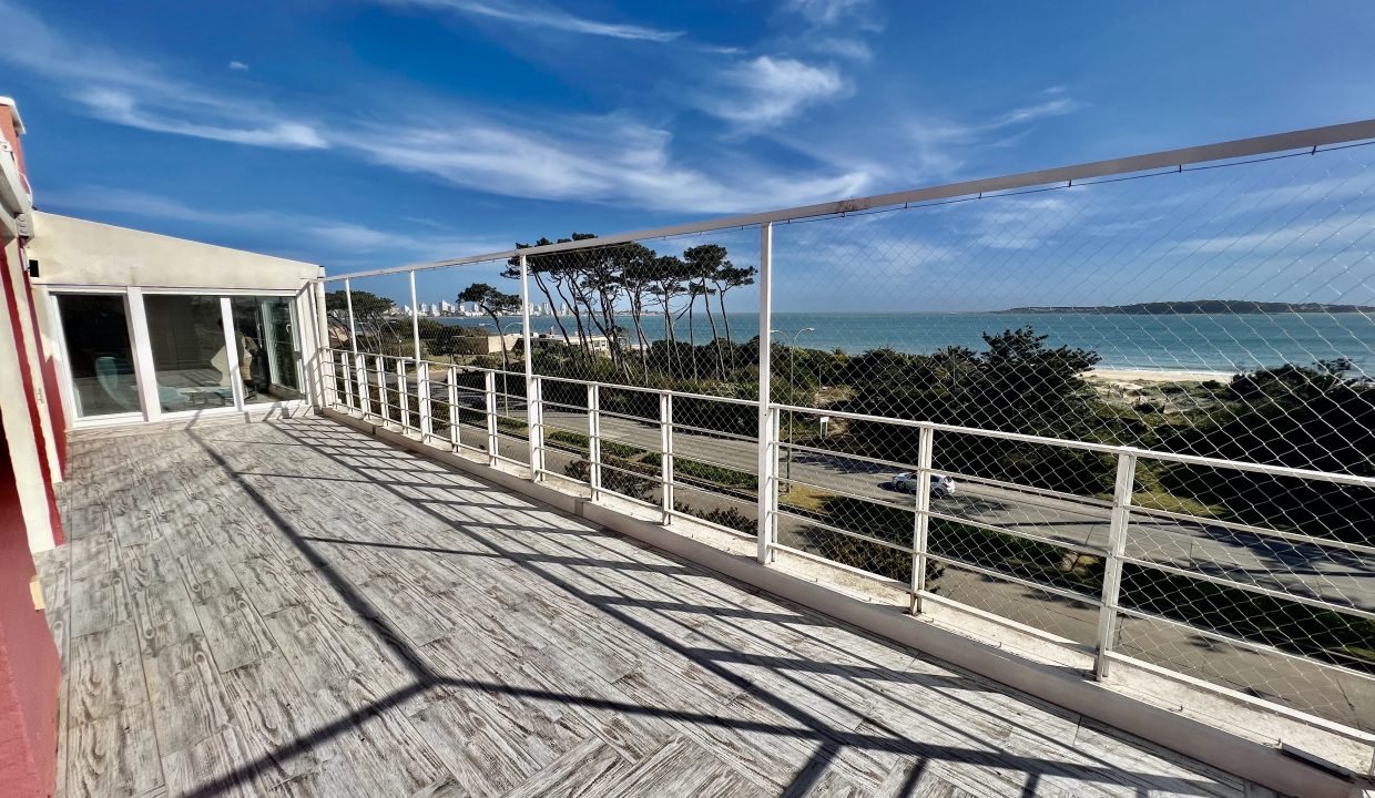 Apartamento reciclado en Playa Mansa