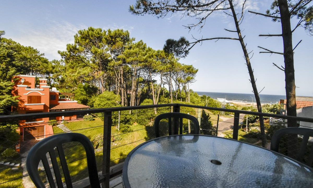 Excelente casa a pasos del mar