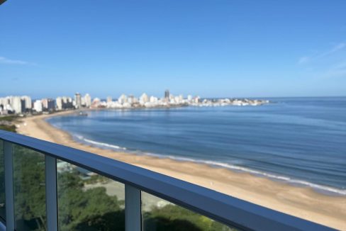 Apartamento en venta de 3 suites en Paramount Tower