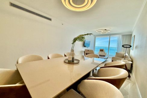 Apartamento en Paramount Punta del Este - vende Homein Punta del Este
