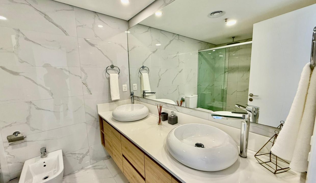 Apartamento en Paramount Punta del Este - vende Homein Punta del Este