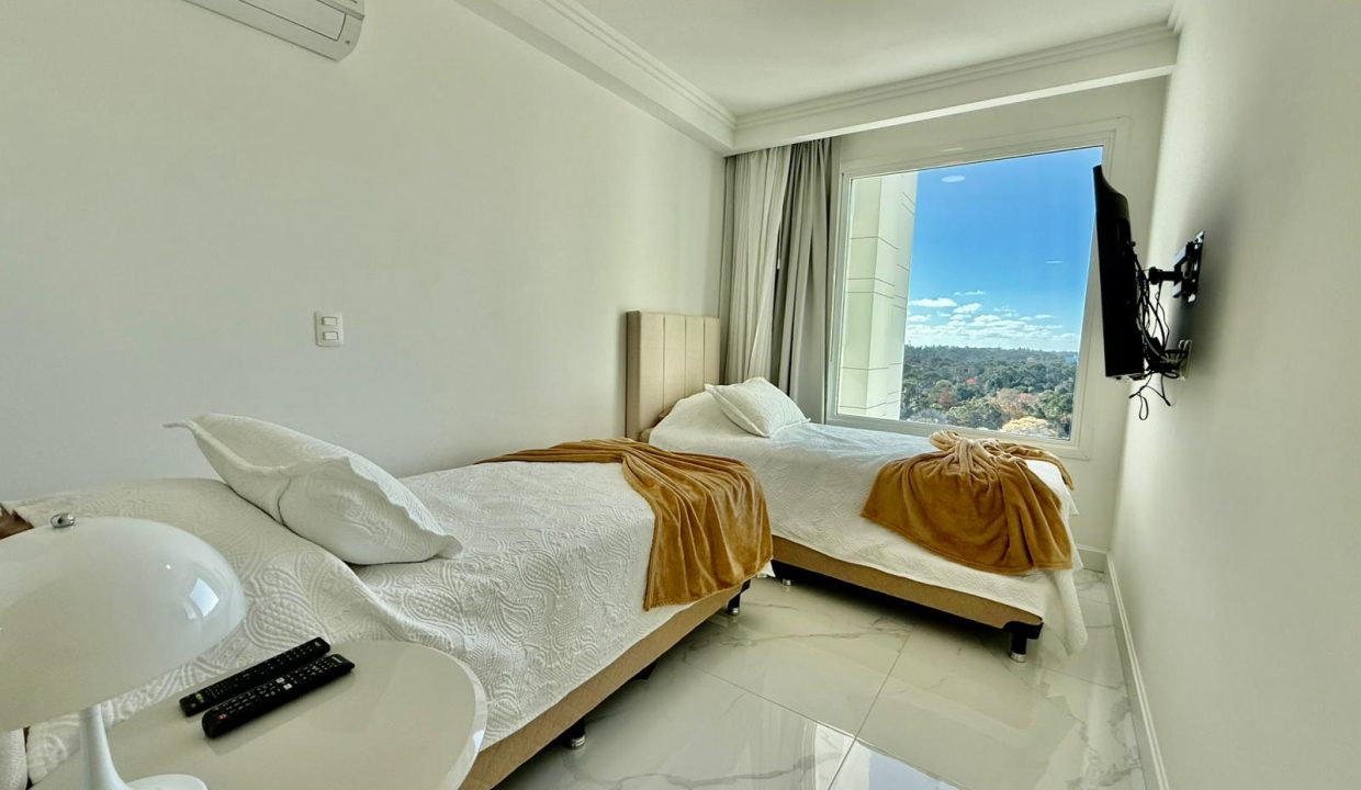 Apartamento en Paramount Punta del Este - vende Homein Punta del Este