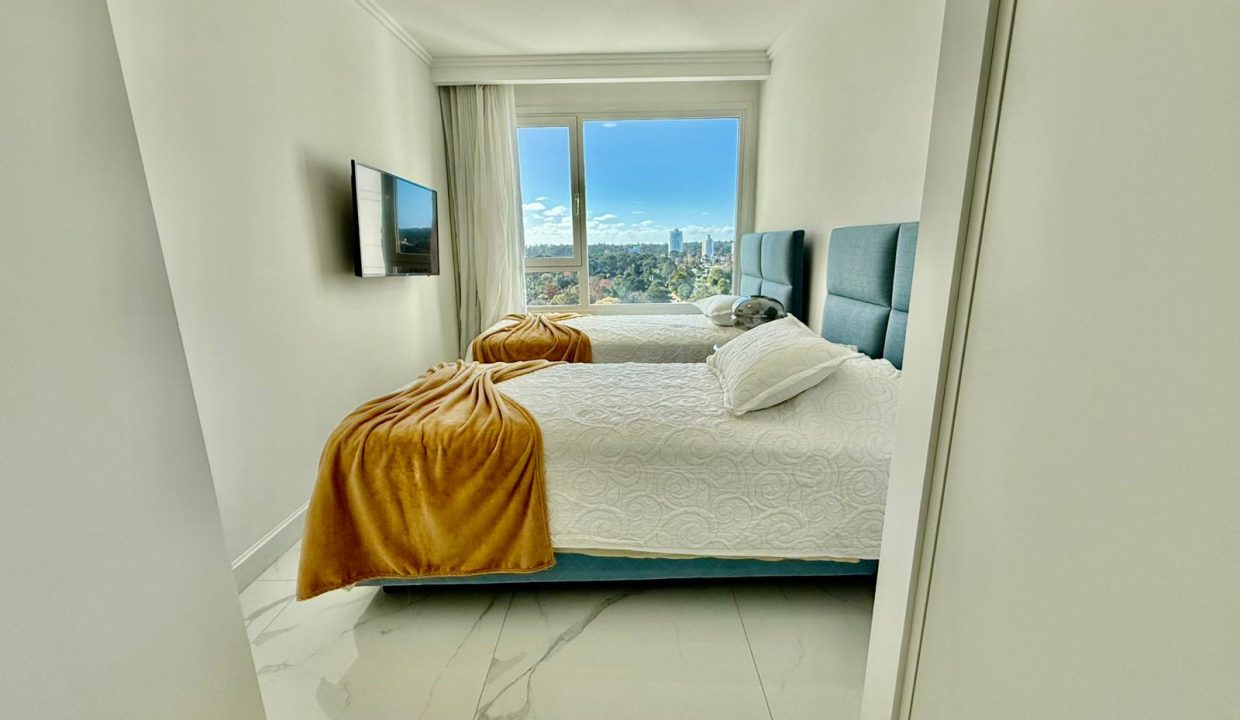 Apartamento en Paramount Punta del Este - vende Homein Punta del Este