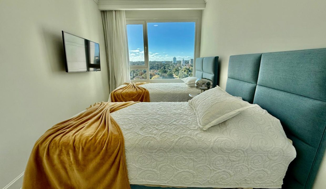 Apartamento en Paramount Punta del Este - vende Homein Punta del Este