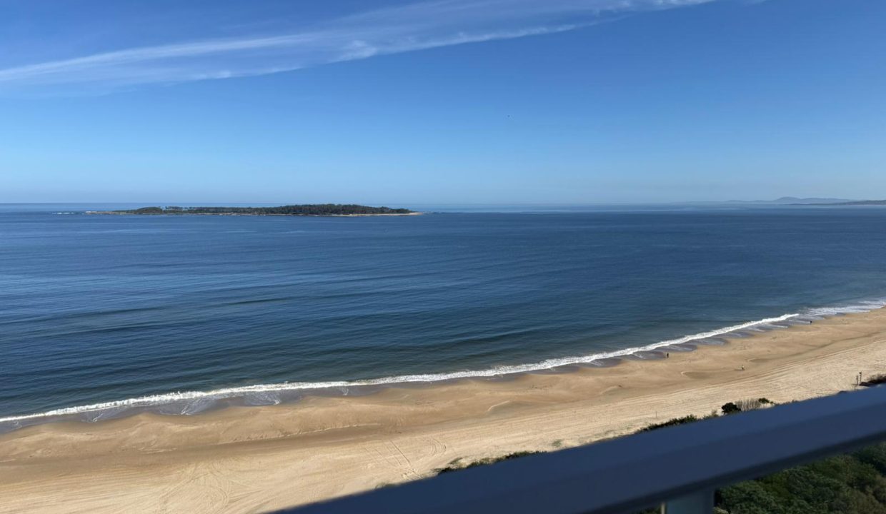 Apartamento en Paramount Punta del Este - vende Homein Punta del Este