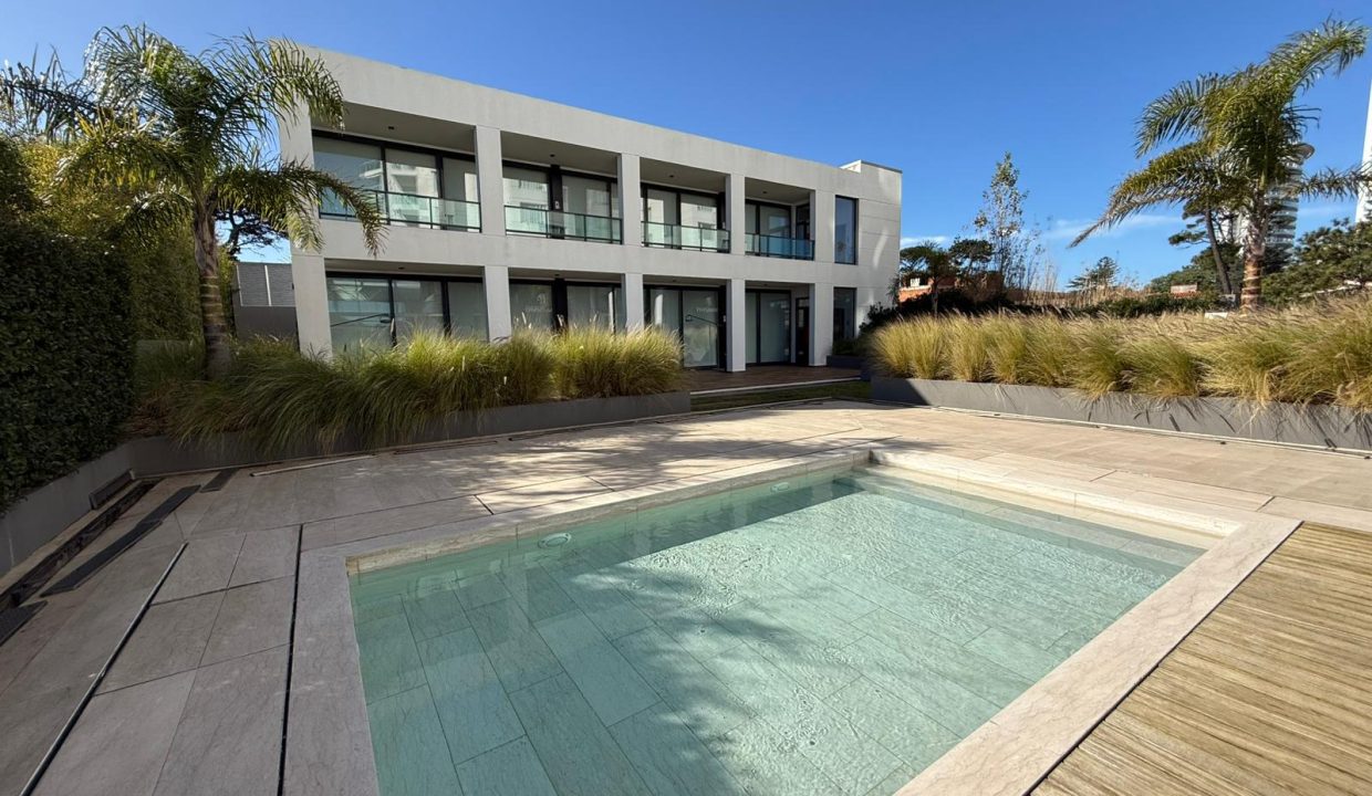 Apartamento en Paramount Punta del Este - vende Homein Punta del Este