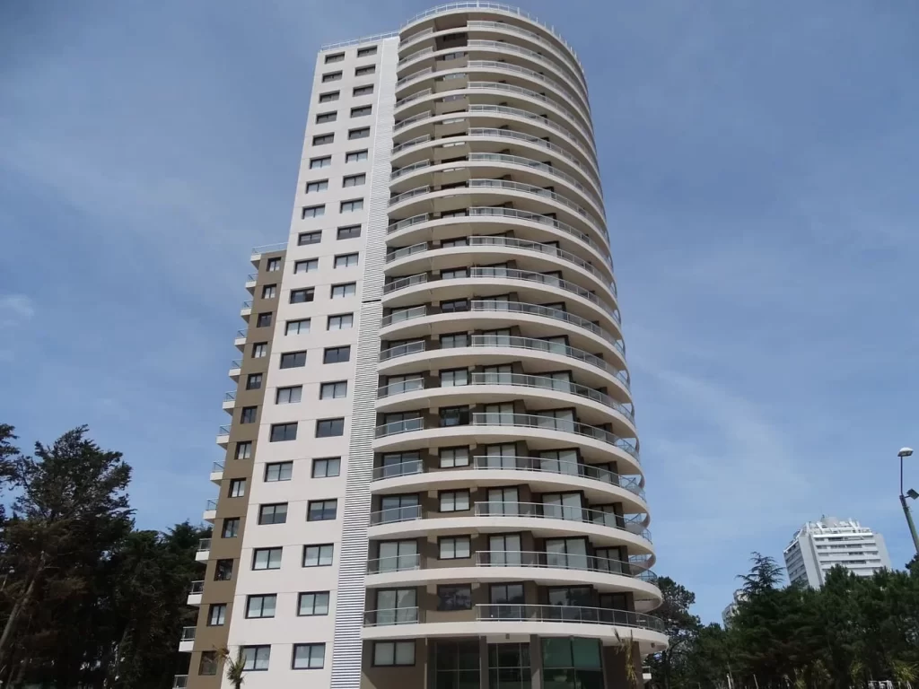 Apartamento de 3 dormitorios en Punta del Este by Homein