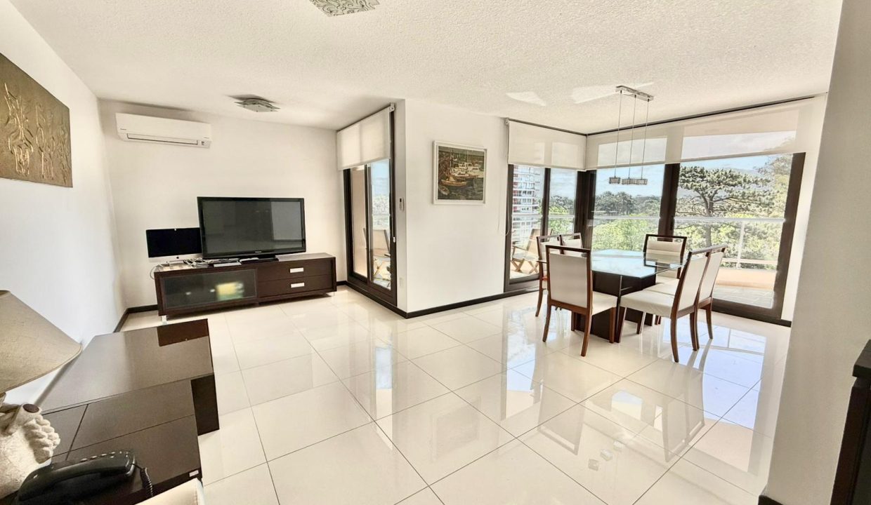 Apartamento de 3 dormitorios en Punta del Este by Homein