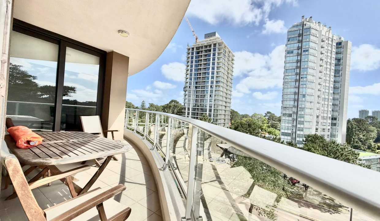 Apartamento de 3 dormitorios en Punta del Este by Homein